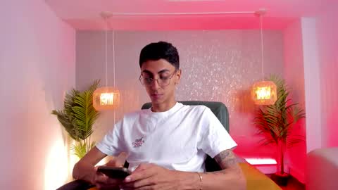 Gio Carangi online show from 03-21-26, 04:28