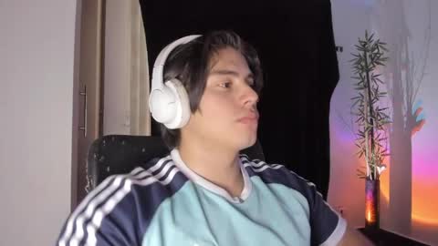 Snapshot of gio_russo chatting on 05-20-26, 10:27 GioRusso online show from 05-20-26, 10:27