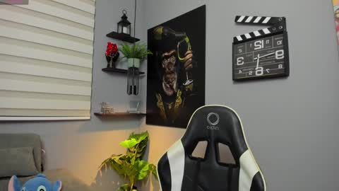 Snapshot of giorgio_leone2 chatting on 01-12-25, 03:17 Giorgio leone online show from 01-12-25, 03:17