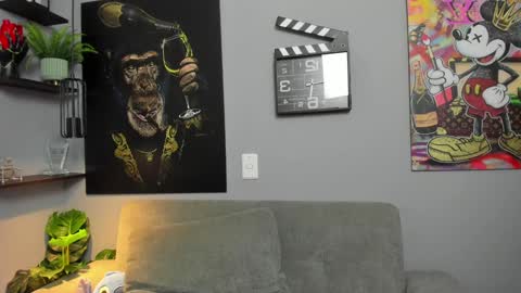 Snapshot of giorgio_leone2 chatting on 02-05-25, 08:04 Giorgio leone online show from 02-05-25, 08:04