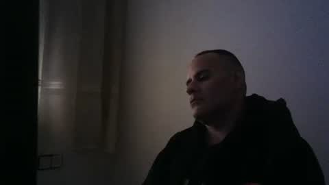 Snapshot of gioshadow chatting on 05-13-26, 01:30 gioshadow online show from 05-13-26, 01:30