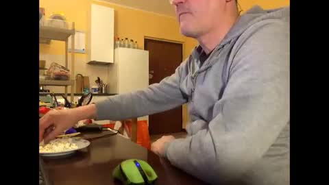 giovanni_1964 online show from 12-22-24, 08:14