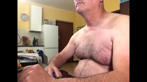 giovanni_1964 online show from 05-11-26, 03:12