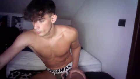 giovyyx online show from 02-14-25, 06:19