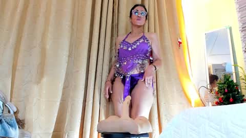 Girasol Walton online show from 12-26-24, 05:08