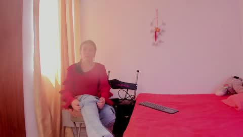 Girasol Walton online show from 02-07-25, 03:41