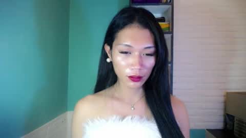 Snapshot of girl4uvanessaxxx chatting on 08-01-26, 08:02 Vanessa online show from 08-01-26, 08:02