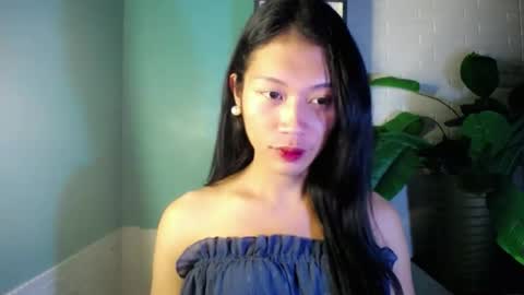 Snapshot of girl4uvanessaxxx chatting on 08-06-26, 06:15 Vanessa online show from 08-06-26, 06:15