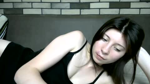 Snapshot of girl_cute007 chatting on 06-29-26, 07:03 girl_cute007 online show from 06-29-26, 07:03