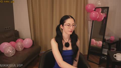 Nikki online show from 02-21-26, 04:08