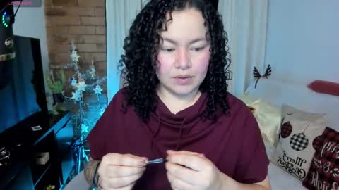 girl_inline online show from 12-17-25, 11:33