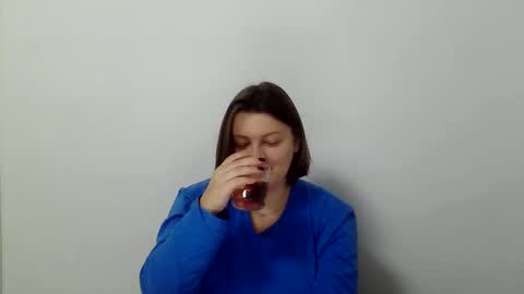 Snapshot of girl_leya chatting on 11-29-25, 09:07 girl_leya online show from 11-29-25, 09:07