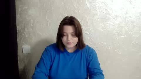 Snapshot of girl_leya chatting on 01-05-26, 09:18 girl_leya online show from 01-05-26, 09:18