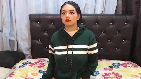 Snapshot of girl_manddy chatting on 10-30-25, 11:11 Mandy online show from 10-30-25, 11:11