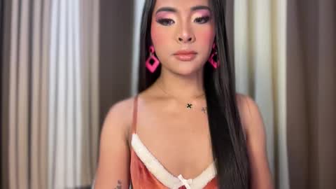 queen ronna online show from 04-12-26, 10:59