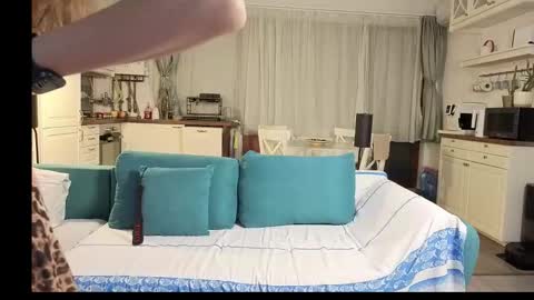 Girlfriend online show from 12-02-25, 03:29