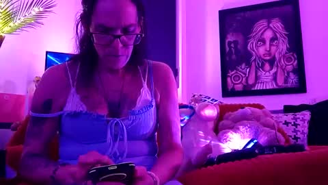 girls227445638252 online show from 03-31-26, 05:52