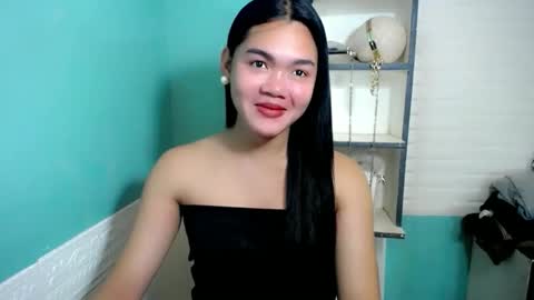 Precious online show from 02-11-26, 01:16