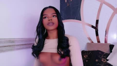 gisela_valencia online show from 05-27-26, 12:57
