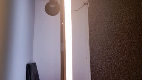     online show from 10-11-25, 10:25