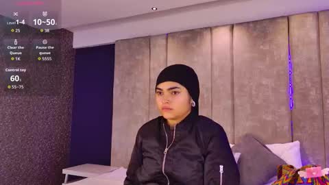     online show from 11-23-25, 10:59