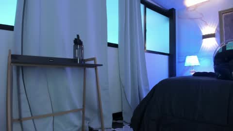     online show from 04-10-26, 11:15