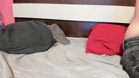 Gisella online show from 01-15-25, 05:08