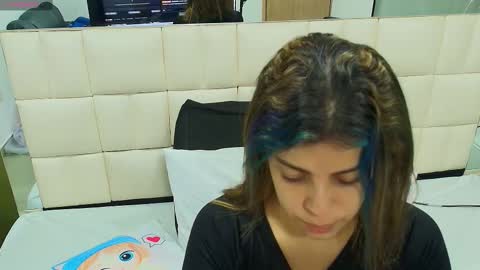 Gisell online show from 10-27-25, 11:25