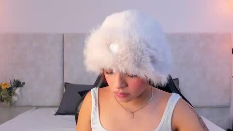 Giselle  online show from 02-20-26, 07:36