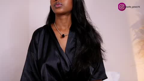 Snapshot of gisellejoness1 chatting on 07-11-26, 10:40 Giselle online show from 07-11-26, 10:40