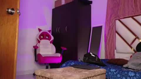 . Gisel Reyes . online show from 07-29-26, 04:43