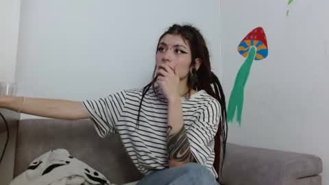 Snapshot of giulietta_mon chatting on 06-28-26, 03:45 Giulietta online show from 06-28-26, 03:45