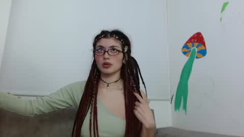Snapshot of giulietta_mon chatting on 06-30-26, 01:28 Giulietta online show from 06-30-26, 01:28