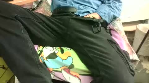 giulio__35 online show from 02-01-25, 06:54