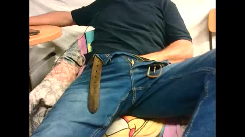 giulio__35 online show from 09-10-25, 03:01