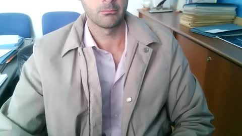 giuseppevai1 online show from 10-17-25, 11:02