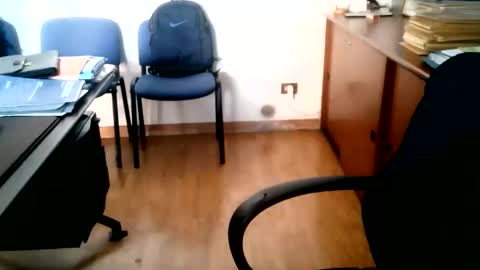 giuseppevai1 online show from 06-01-26, 08:49