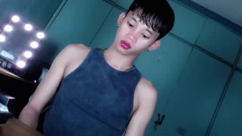 Snapshot of givemethrillx chatting on 03-22-26, 12:58 givemethrillx online show from 03-22-26, 12:58