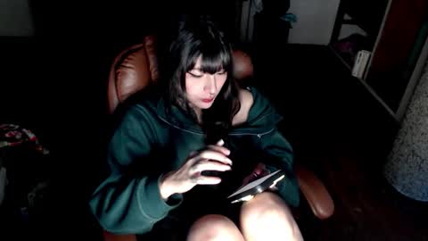 Snapshot of givenom chatting on 09-09-25, 10:53 dirtyvenom online show from 09-09-25, 10:53