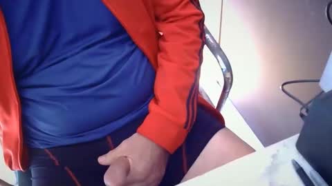 Snapshot of gjamminn chatting on 12-04-25, 03:32 gjamminn online show from 12-04-25, 03:32