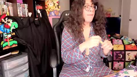 glaceon9 online show from 02-13-26, 05:14