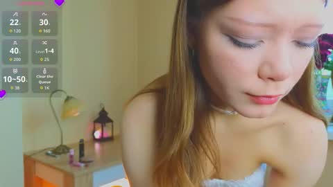 Snapshot of gladyshankins chatting on 09-20-25, 04:02 Call me Daisy online show from 09-20-25, 04:02