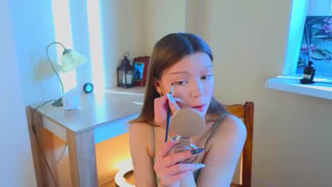 Snapshot of gladyshankins chatting on 09-29-25, 04:50 Call me Daisy online show from 09-29-25, 04:50