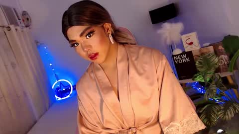 Snapshot of glamorous_aika chatting on 02-22-25, 10:51 glamorous_aika online show from 02-22-25, 10:51