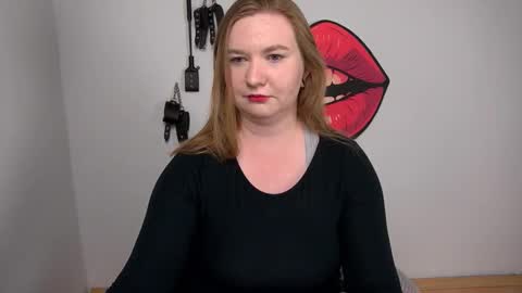 Nikki online show from 10-20-25, 03:56