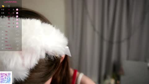 Snapshot of glennabardy chatting on 12-29-24, 03:57 Sandra online show from 12-29-24, 03:57