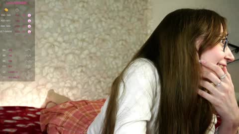 Snapshot of glennabardy chatting on 01-06-25, 02:14 Sandra online show from 01-06-25, 02:14