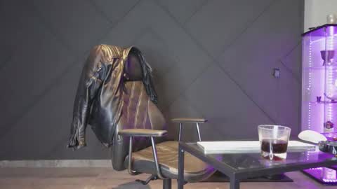 Snapshot of glennmasters chatting on 03-09-26, 10:03 Matthew .. for short call me Matt online show from 03-09-26, 10:03