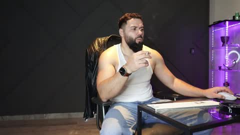 Snapshot of glennmasters chatting on 04-03-26, 04:38 Matthew .. for short call me Matt online show from 04-03-26, 04:38
