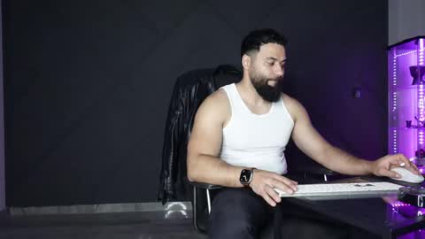 Snapshot of glennmasters chatting on 04-20-26, 07:04 Matthew .. for short call me Matt online show from 04-20-26, 07:04